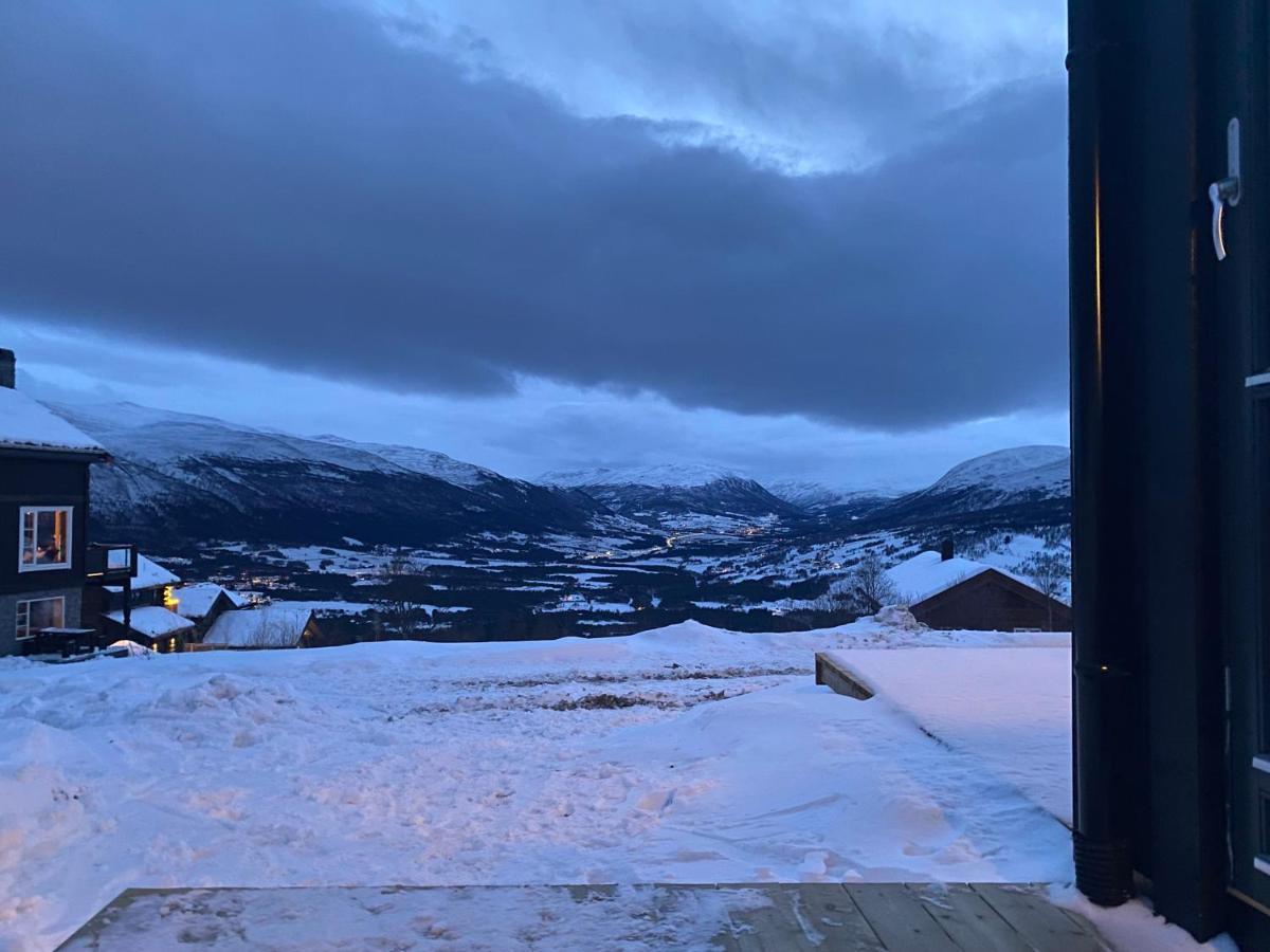 Vangslia, Oppdal. Lekker Leilighet Med Ski Inn/Ski Ut Exterior foto